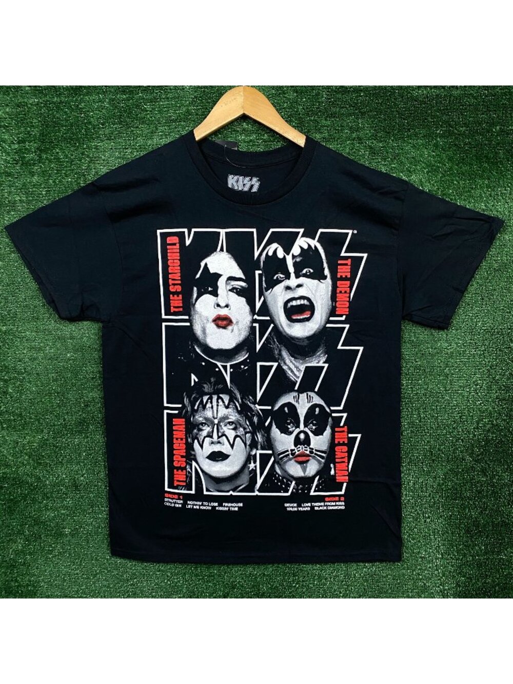 Kiss Dynasty Close Up Heavy Metal Band T-Shirt Size Large